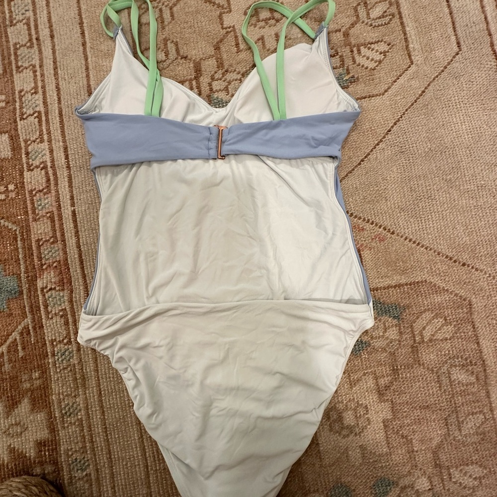 Allihop One Piece. Color Block. Size Small - image 2